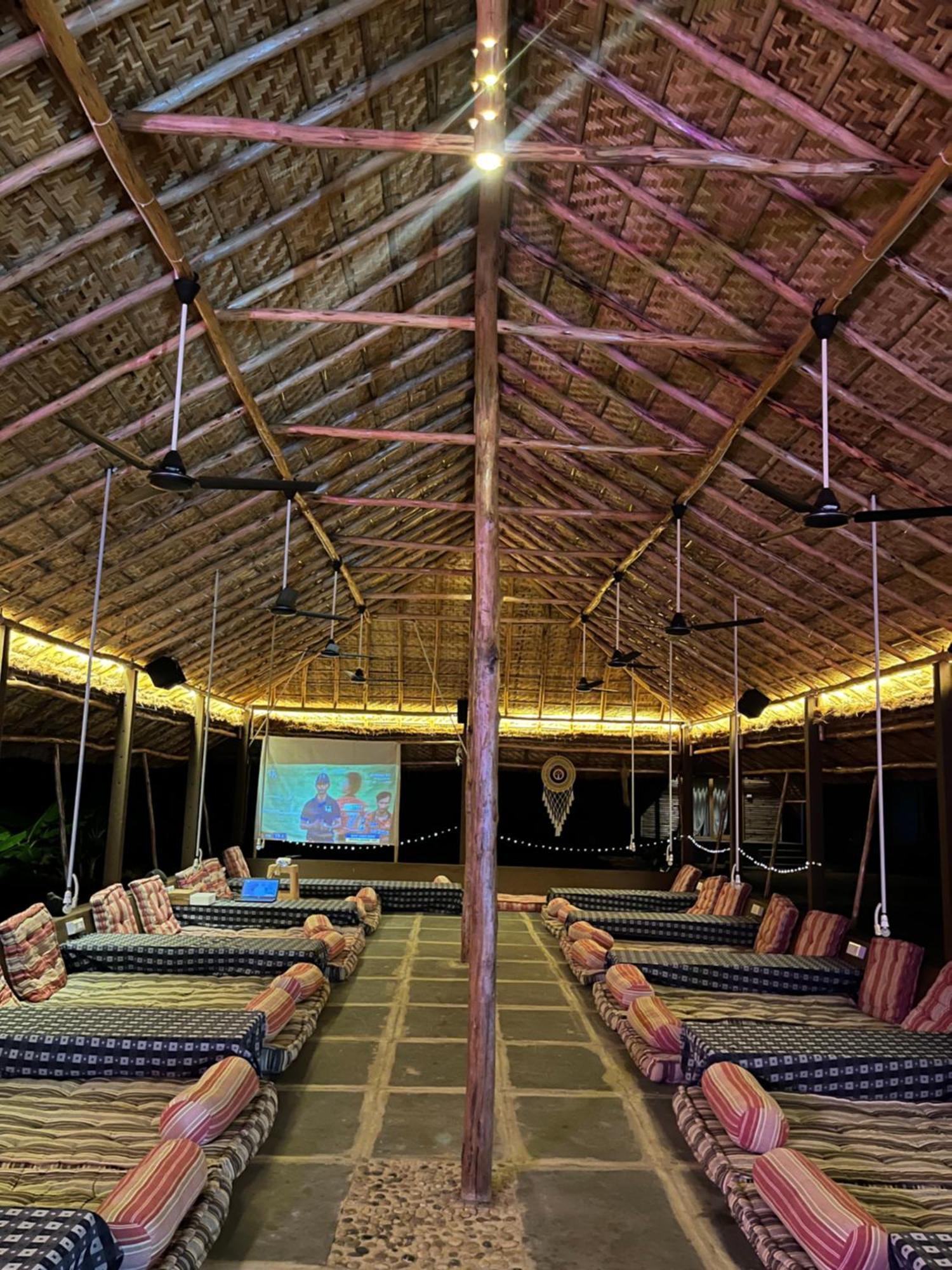 Hotel Tropical Hampi Exteriér fotografie